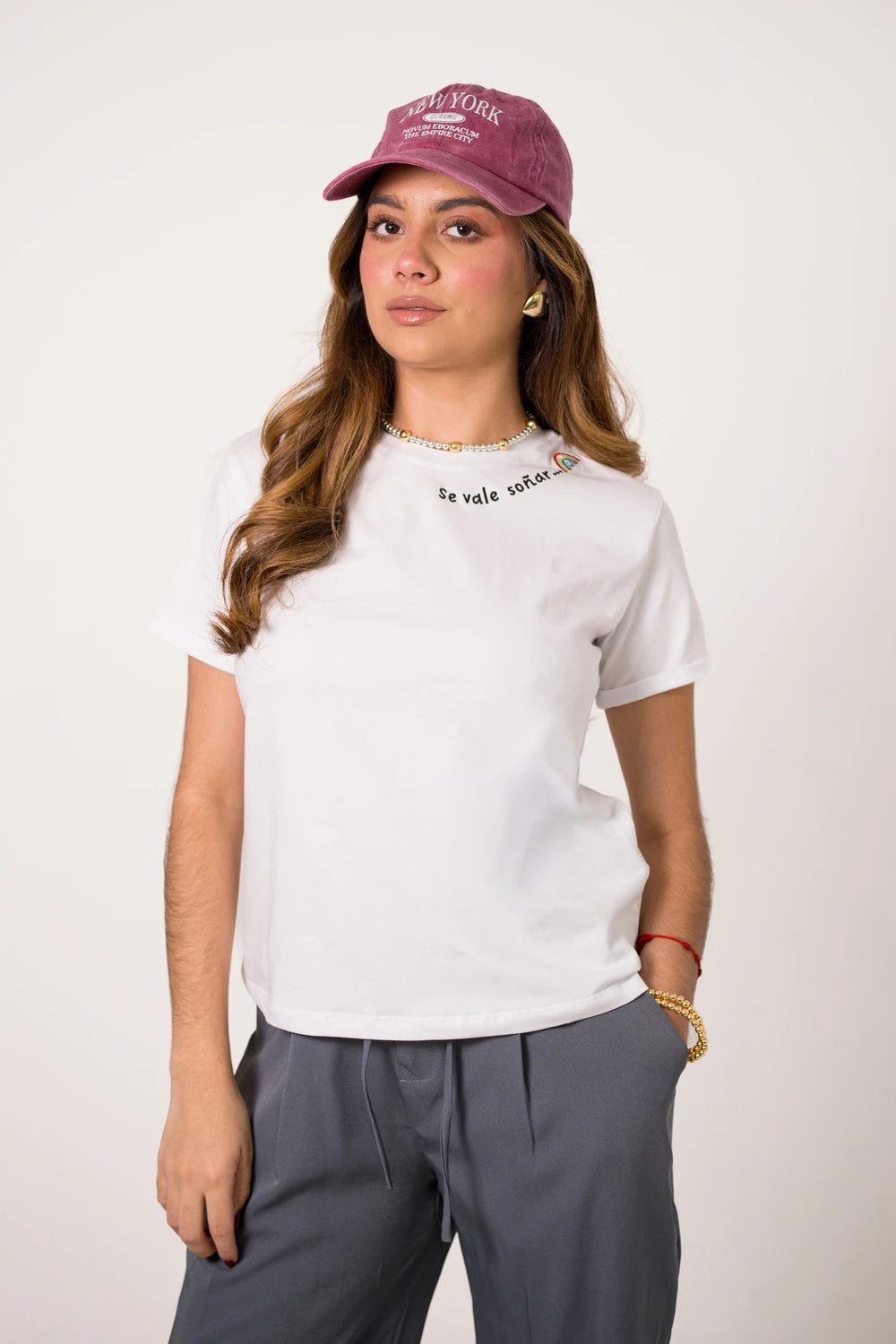 CAMISETA LARGA BORDADA RAINBOW VIBES REF 013545