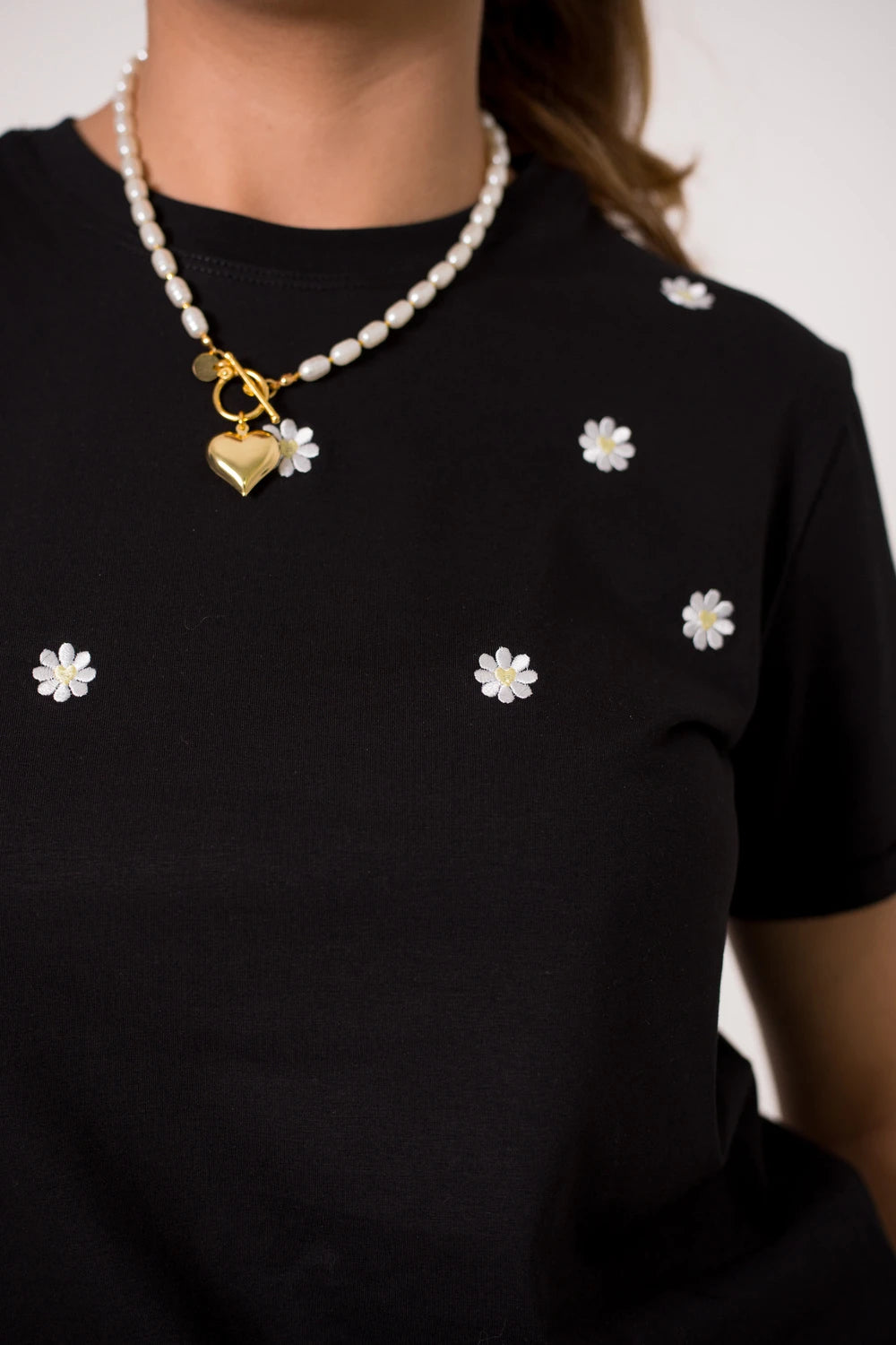 CAMISETA LARGA BORDADA BLOOM REF 013548